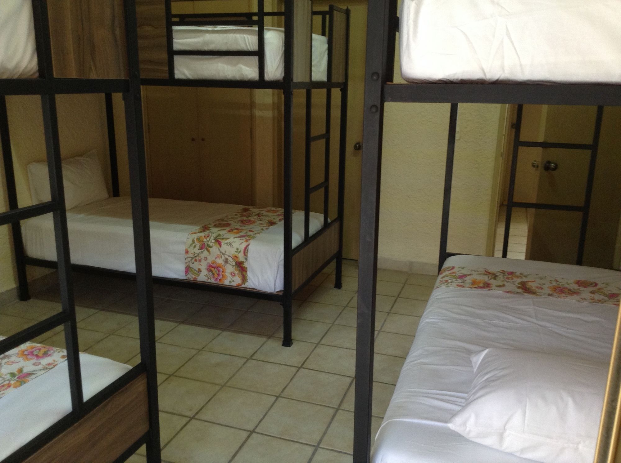 Hostalife Guadalajara Eksteriør billede
